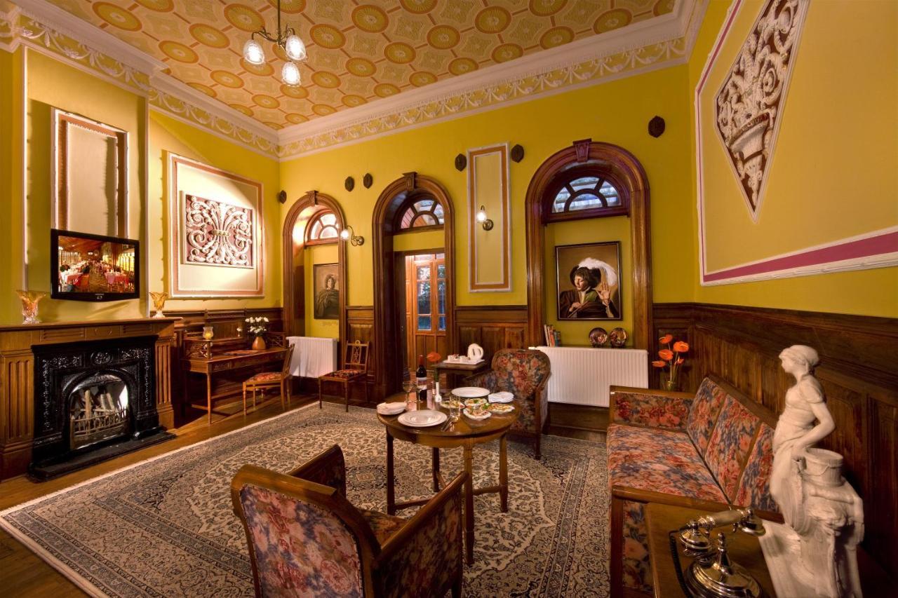 Welcomheritage Fernhills Royal Palace Ooty Dış mekan fotoğraf