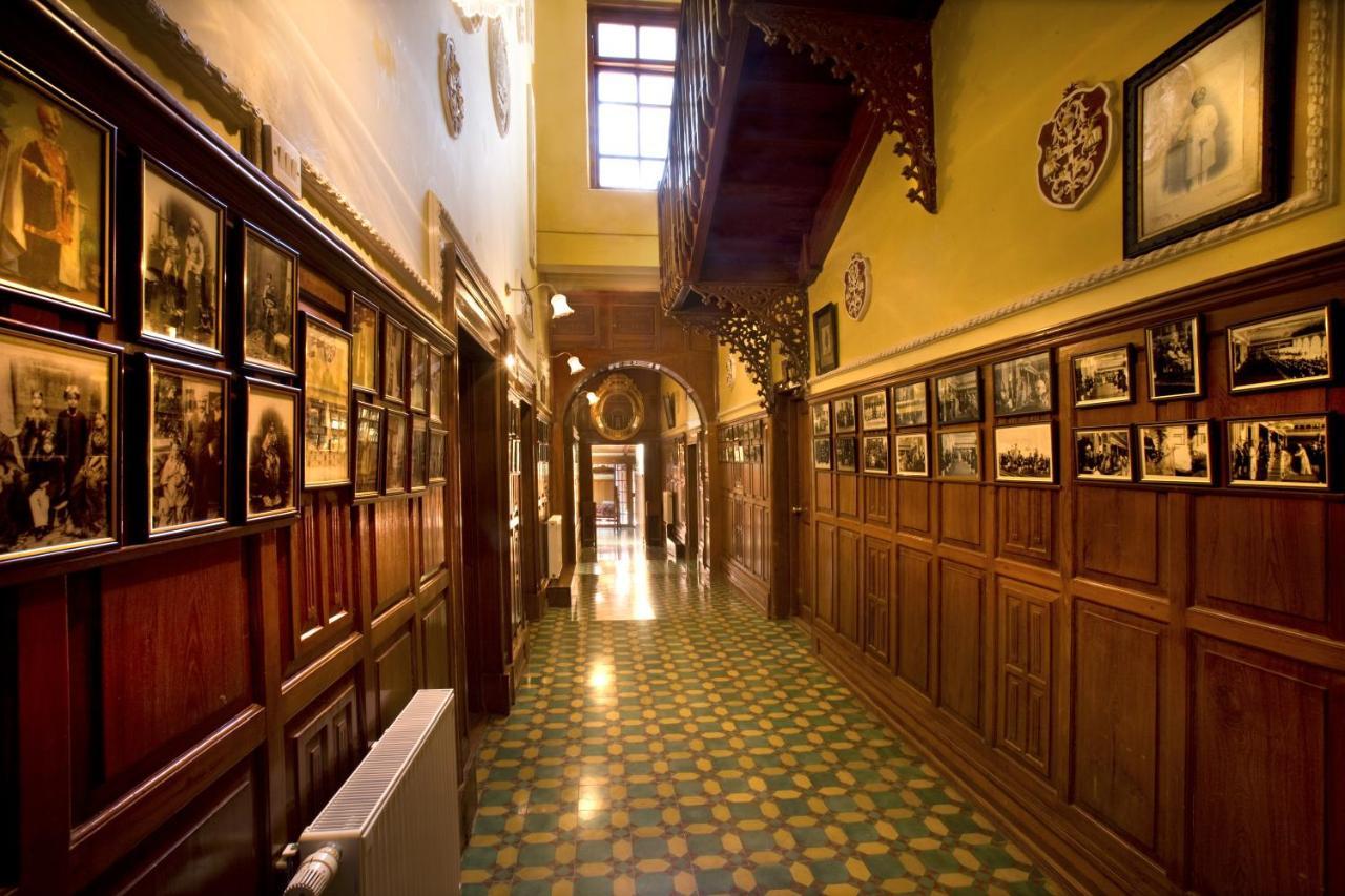 Welcomheritage Fernhills Royal Palace Ooty Dış mekan fotoğraf